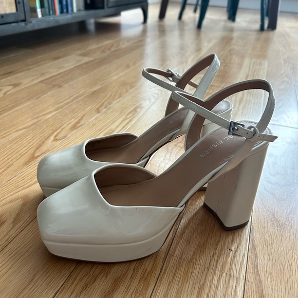 Marc Fisher Ivory Nazira Platform Pump With Square Toe - Picture 4 of 11